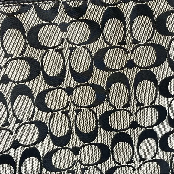 Coach Signature Canvas Leather Medium Tote Shoulder Bag Gray and Black Zip - Picture 7 of 15